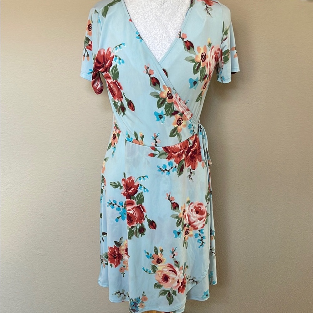 My Amelia James lightweight Floral Wrap Dress medium